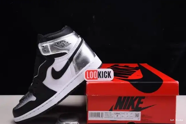 1st Kicks SILVER CD0461-001 AIR OG TOE HIGH 1 JORDAN WMNS 0612